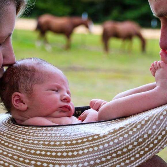 Meet your Posher, Devin - Picture 1 of 1